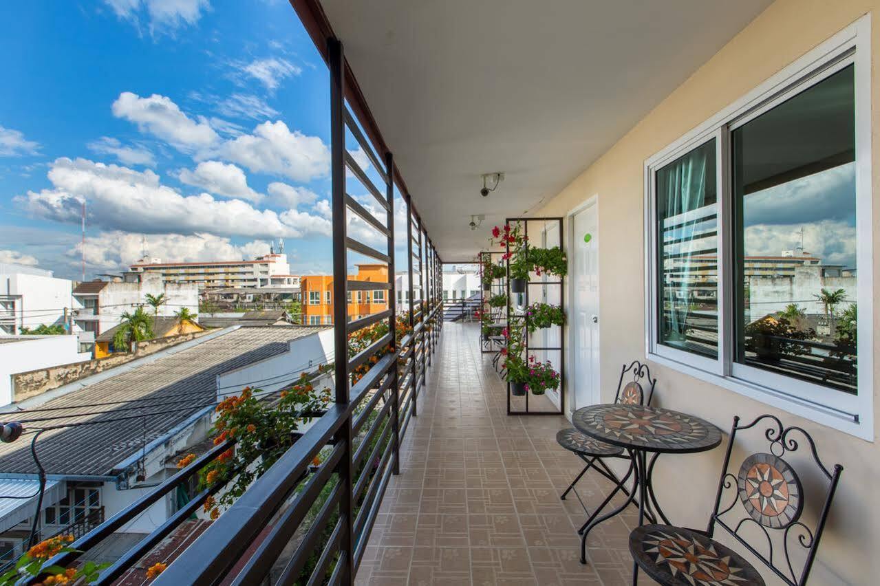Waroros Boutique Hotel 3*